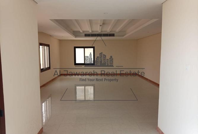 126554367 - Property Image 2