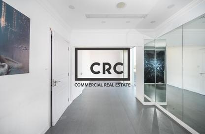 Retail - Studio for rent in Al Hanaa Centre - Al Jafiliya - Dubai