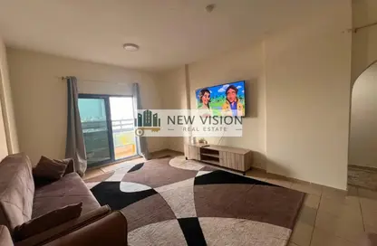 Apartment - 2 Bedrooms - 2 Bathrooms for rent in Al Mamzar Tower - Al Mamzar - Sharjah - Sharjah