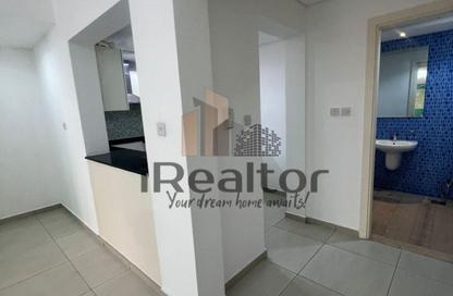 Apartment - 1 Bedroom - 2 Bathrooms for rent in Al Khaleej Village - Al Ghadeer - Abu Dhabi Apartment - 1 Bedroom - 2 Bathrooms for rent in Al Khaleej Village - Al Ghadeer - Abu Dhabi