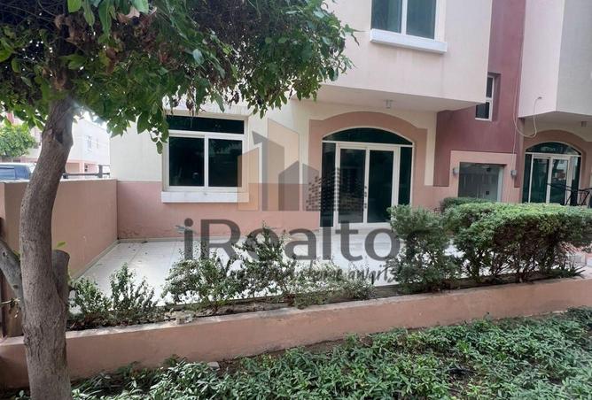 127015405 - Property Image 2