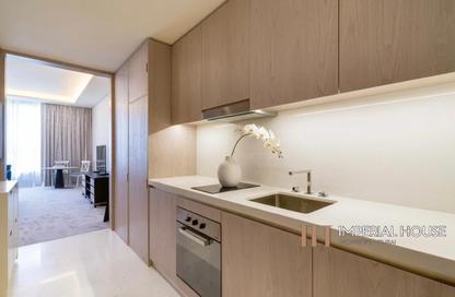 Apartment - Studio - 1 Bathroom for sale in The Palm Tower - Palm Jumeirah - Dubai