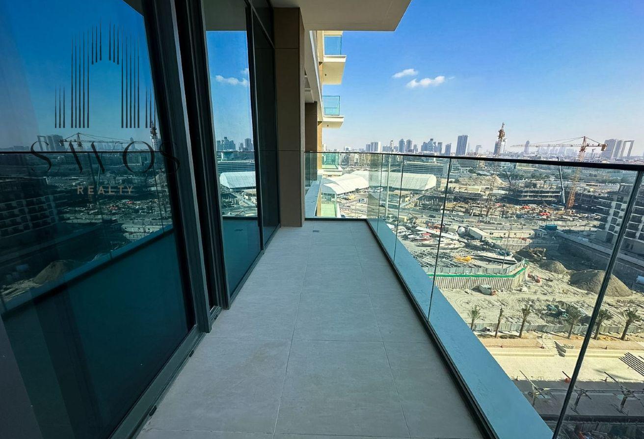 Luxury Living | Brand New | Sea View | Vacant photo 4