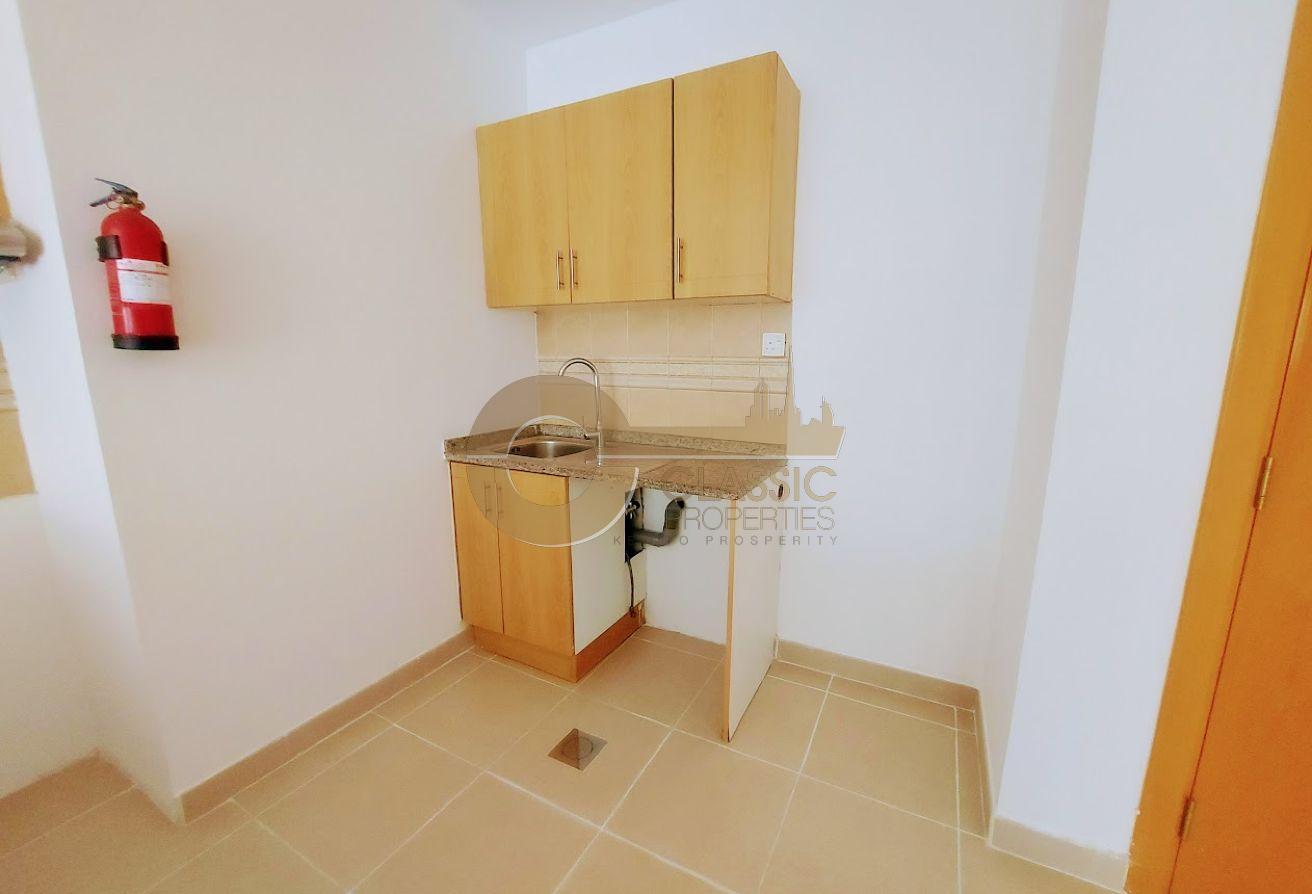 ONE MONTH FREE | UNFURNISHED | ELEGANT VIEW photo 7