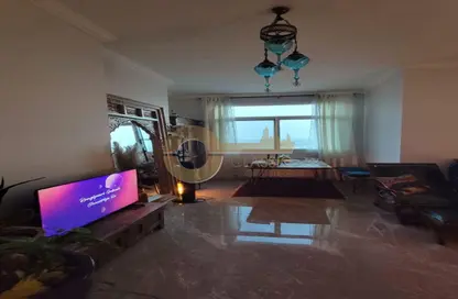 Apartment - 1 Bedroom - 2 Bathrooms for sale in Mazaya 2 - Queue Point - Liwan - Dubai Land - Dubai