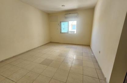 Apartment - 2 Bedrooms - 2 Bathrooms for rent in Muwailih Building - Muwaileh - Sharjah