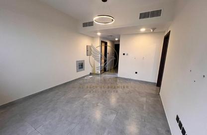 Apartment - 1 Bedroom - 2 Bathrooms for rent in Al Khan Corniche - Al Khan - Sharjah