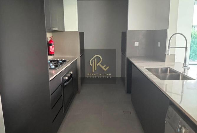 141910448 - Property Image 3