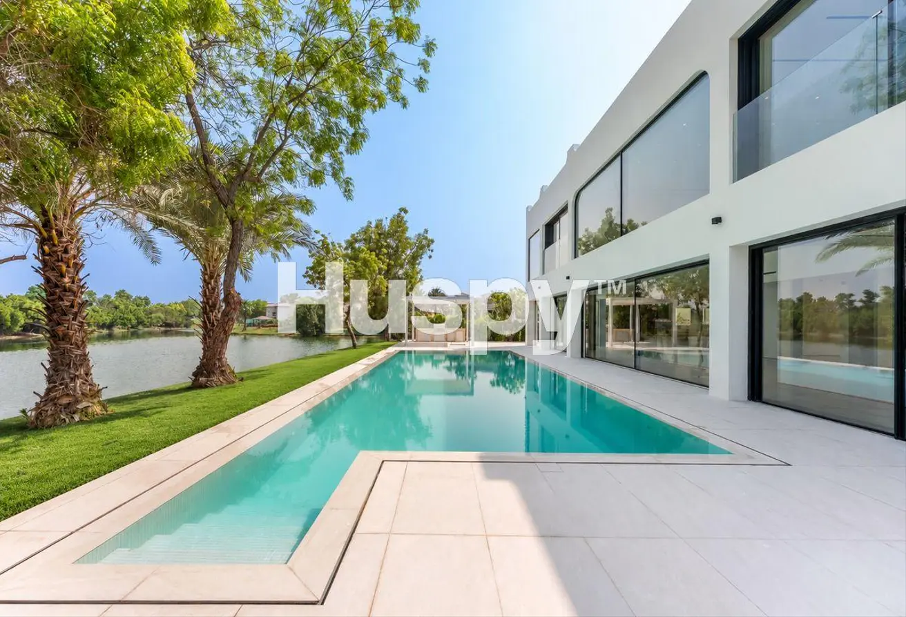 158262343 - Property Main Image