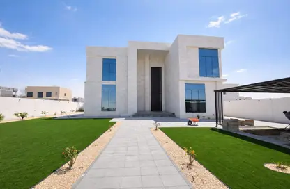 Villa - 5 Bedrooms - 7 Bathrooms for rent in Al Aweer 1 - Al Aweer - Dubai