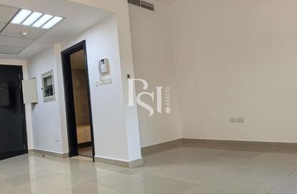 شقة - 1 للايجار في برج 8 - الريف داون تاون - الريف - أبوظبي