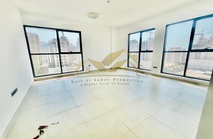 Apartment - 2 - 3 for rent in Jumeirah Garden City - Al Satwa - Dubai