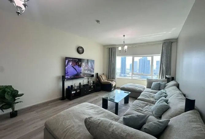87448607 - Property Image 2