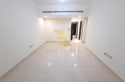 Apartment - 2 Bedrooms - 2 Bathrooms for rent in Al Falah Street - City Downtown - Abu Dhabi
