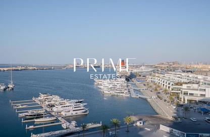 Apartment - 3 Bedrooms - 4 Bathrooms for rent in Seagate Building 1 - Seagate - Mina Rashid - Dubai