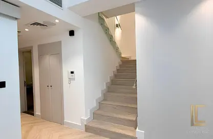 دوبلكس - 3 غرف نوم - 4 حمامات للبيع في مايا ريزيدنسز 5 - مثلث قرية جميرا - دبي