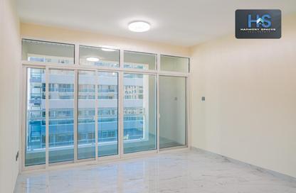 Apartment - 2 Bedrooms - 3 Bathrooms for rent in Emerald Residence - Dubai Marina - Dubai