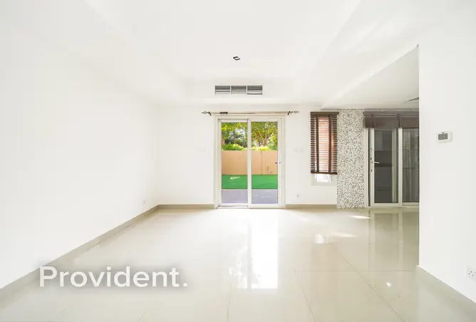 83215036 - Property Image 2