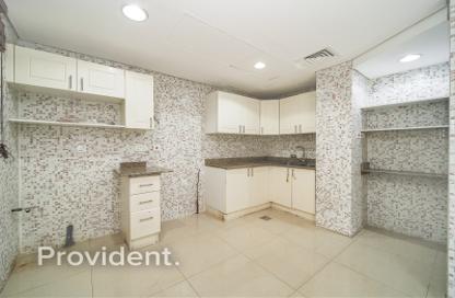 Villa - 2 Bedrooms - 3 Bathrooms for rent in Springs 8 - The Springs - Dubai Villa - 2 Bedrooms - 3 Bathrooms for rent in Springs 8 - The Springs - Dubai