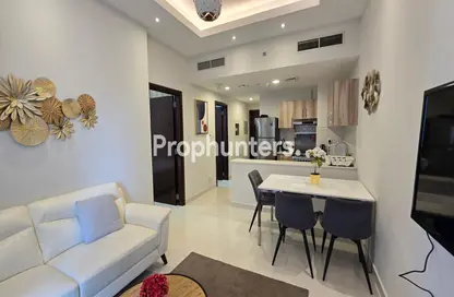 شقة - غرفة نوم - 2 حمامات للايجار في برج هيرا - مدينة دبي الرياضية - دبي