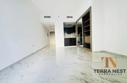 شقة - 1 حمام للايجار في جولدن دريم برج 1 - منطقة 18 - قرية جميرا الدائرية - دبي