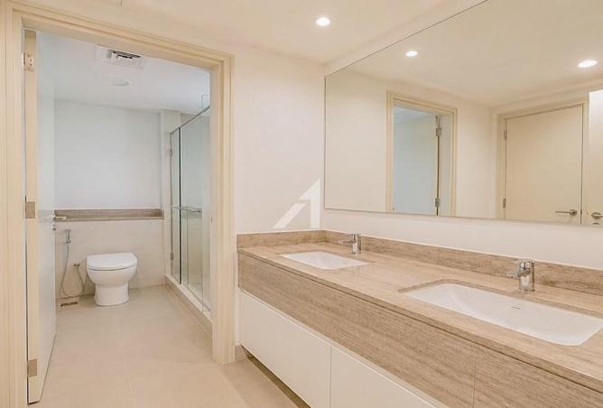 100421100 - Property Image 3