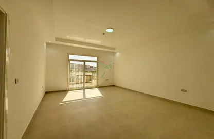 شقة - غرفة نوم - 2 حمامات للايجار في مسجد حي هزاع - المطارد - العين