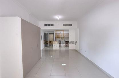 Apartment - Studio - 1 Bathroom for rent in Spanish Tower - Dubai Sports City - Dubai