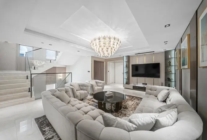 114179210 - Property Image 2