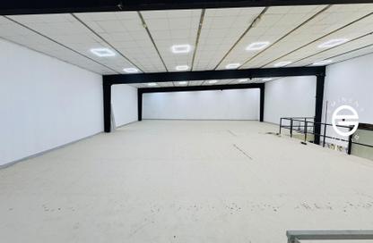 Warehouse - Studio - 2 for rent in Al Quoz Industrial Area 4 - Al Quoz Industrial Area - Al Quoz - Dubai