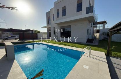 Villa - 5 Bedrooms - 7 Bathrooms for rent in Al Quoz 2 - Al Quoz - Dubai