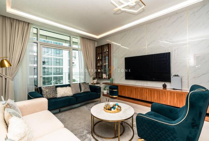 94022155 - Property Image 2
