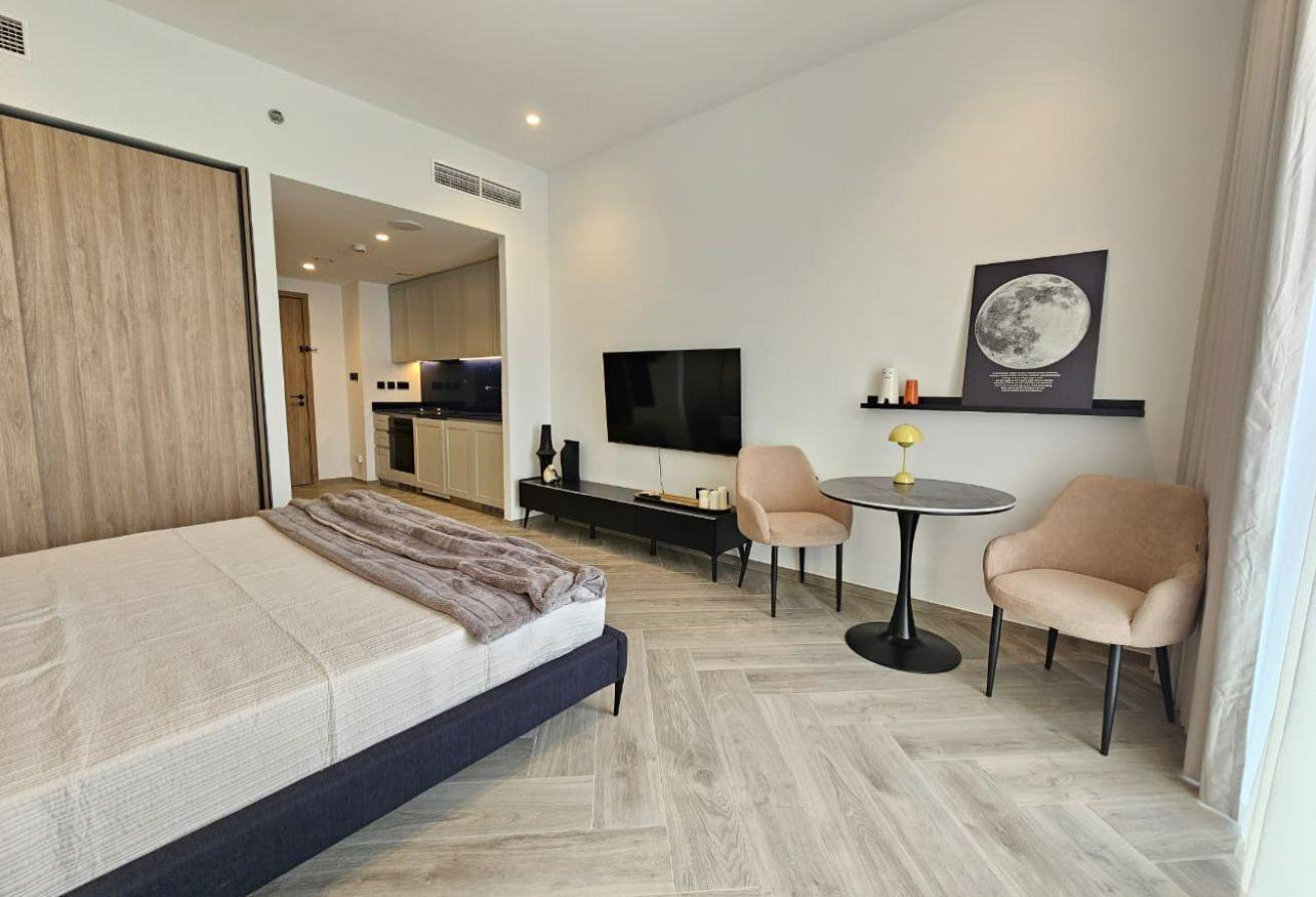 High Floor | Canal Burj View | Fully Furnished photo 4