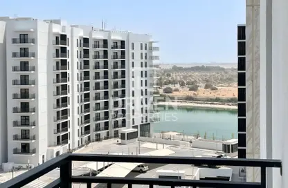 Apartment - 2 Bedrooms - 2 Bathrooms for sale in Waters Edge - Yas Island - Abu Dhabi