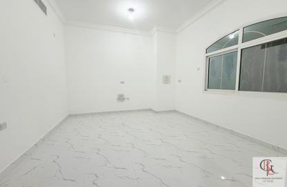 Apartment - 1 - 1 for rent in Mohamed Bin Zayed Centre - Mohamed Bin Zayed City - Abu Dhabi