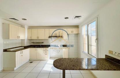 Villa - 2 Bedrooms - 3 Bathrooms for rent in Springs 2 - The Springs - Dubai
