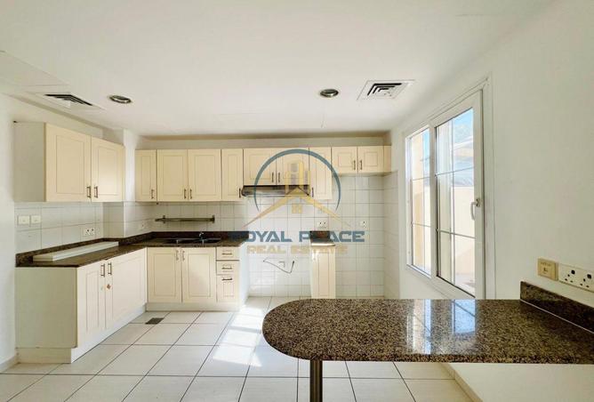 92271927 - Property Image 3