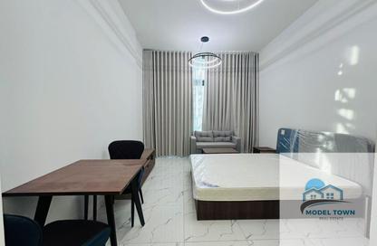 Apartment - Studio - 1 for rent in The Gate - Masdar City - Abu Dhabi