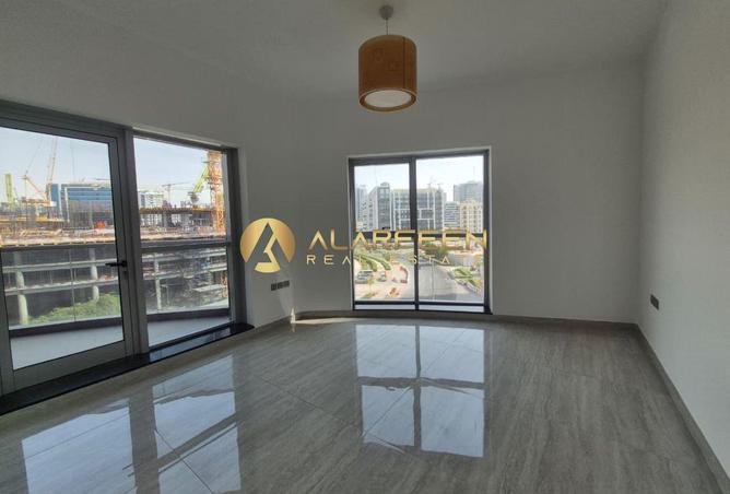 Bright 2 BR | Comfortable Family Home | Best Deal