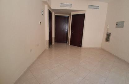 Apartment - Studio - 1 for rent in Muweileh Community - Muwaileh Commercial - Sharjah