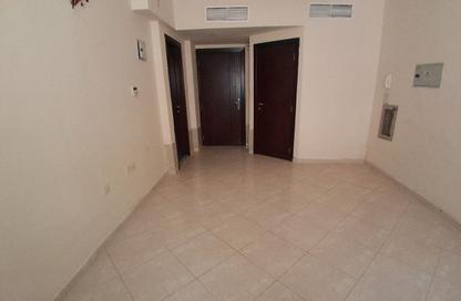 Apartment - Studio - 1 for rent in Muweileh Community - Muwaileh Commercial - Sharjah