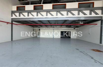 Shop - Studio - 1 Bathroom for rent in 8WD - Dubai Investment Park 1 (DIP 1) - Dubai Investment Park (DIP) - Dubai