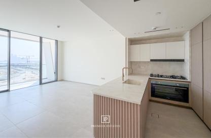 Apartment - 2 - 2 for rent in Binghatti Ivory - Dubai Healthcare City 2 - Al Jaddaf - Dubai Apartment - 2 - 2 for rent in Binghatti Ivory - Dubai Healthcare City 2 - Al Jaddaf - Dubai