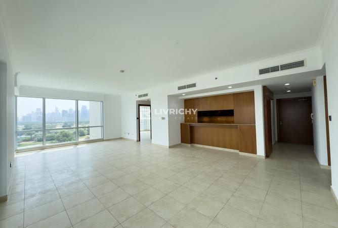 83656366 - Property Image 2