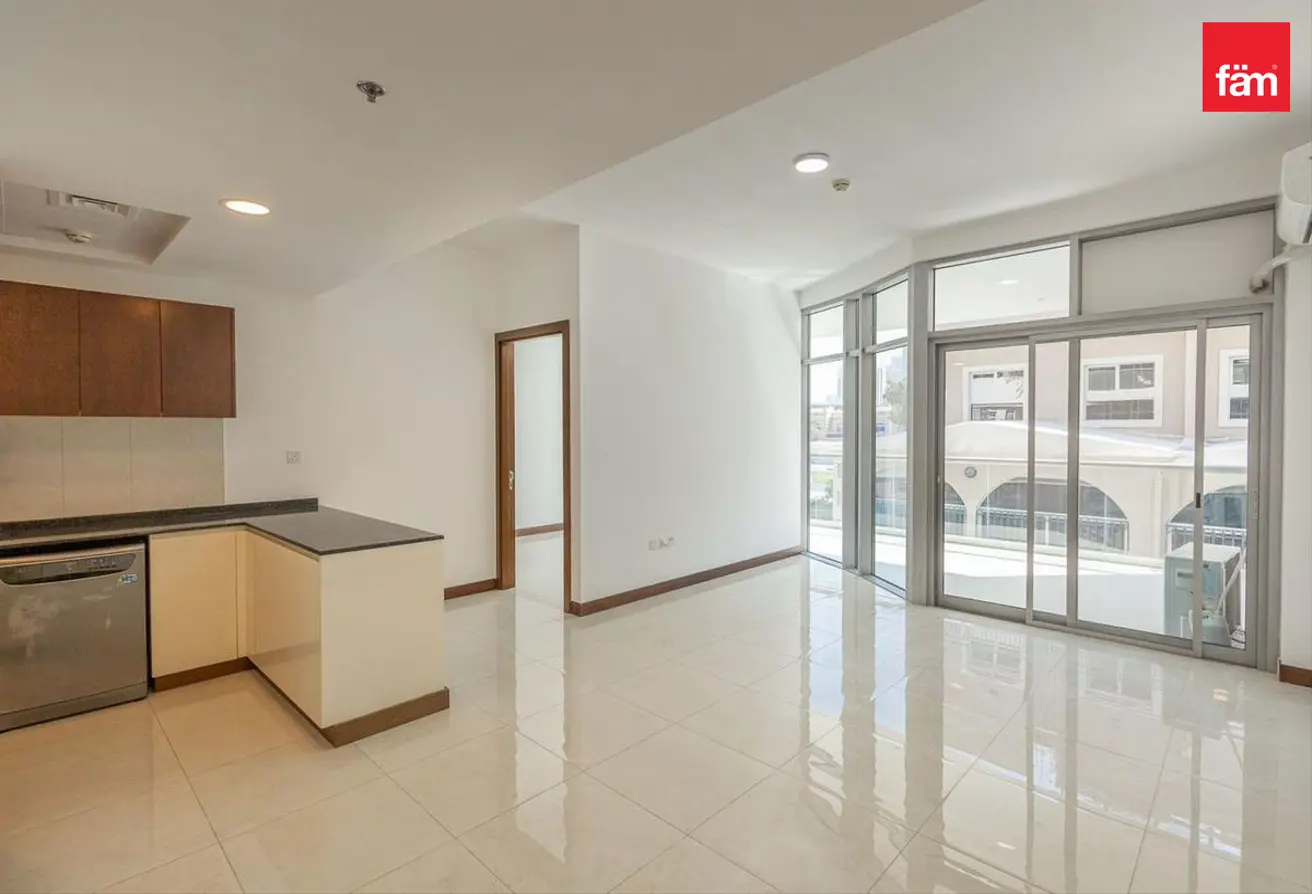 127005857 - Property Main Image