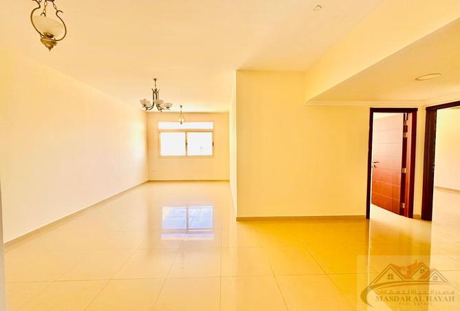 67442082 - Property Main Image