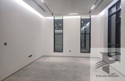 Villa - 4 - 7 for rent in Al Aweer 1 - Al Aweer - Dubai
