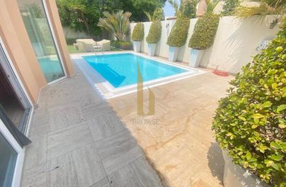 Villa - 4 Bedrooms - 4 Bathrooms for rent in Umm Suqeim 1 Villas - Umm Suqeim 1 - Umm Suqeim - Dubai