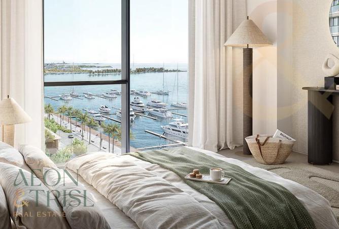 High Floor Open Plan Unit with Community View