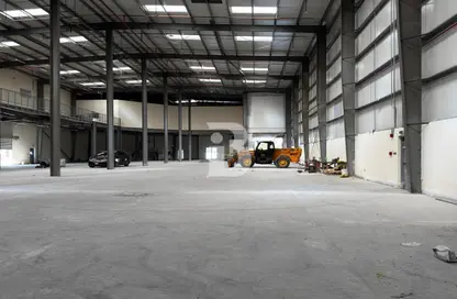 Warehouse - Studio for rent in Saih Shuaib 3 - Dubai Industrial City - Dubai